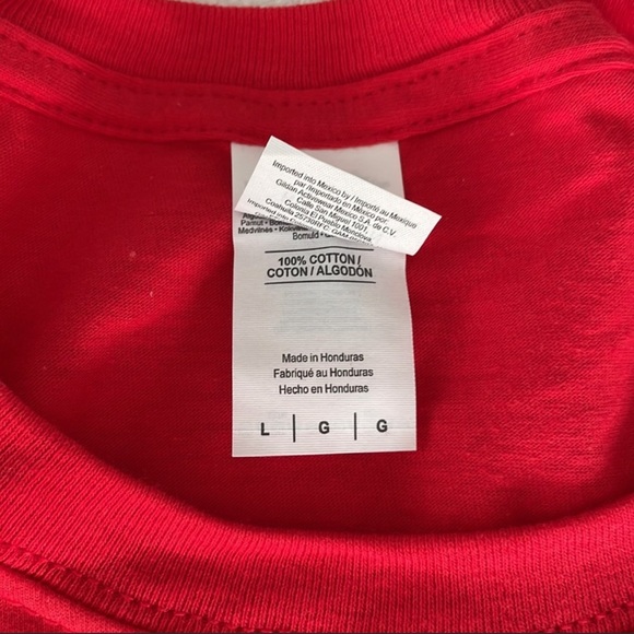 🍁2/$20🍁BRAND NEW Franks Red Hot T Shirt - Picture 2 of 3